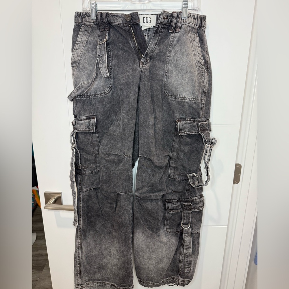 BDG Washed Black‎ Oversized Cargo Pants Size 25W